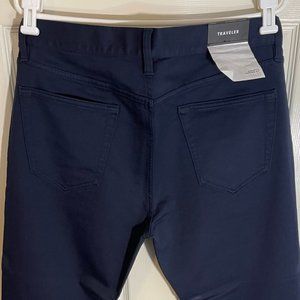 NWT Banana Republic Traveler Athletic Fit Jean 34x32